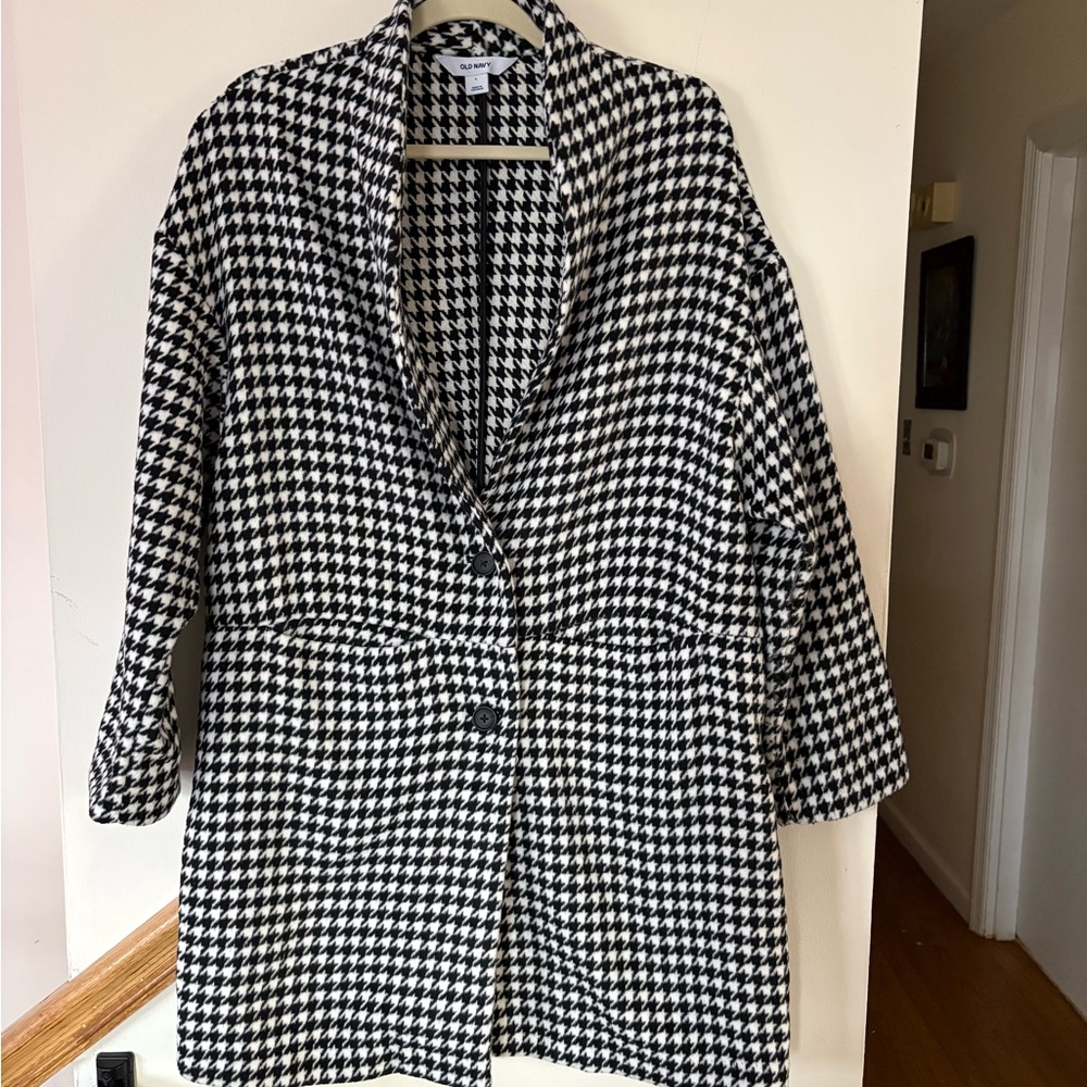 Old Navy Women’s Houndstooth Blazer- Large